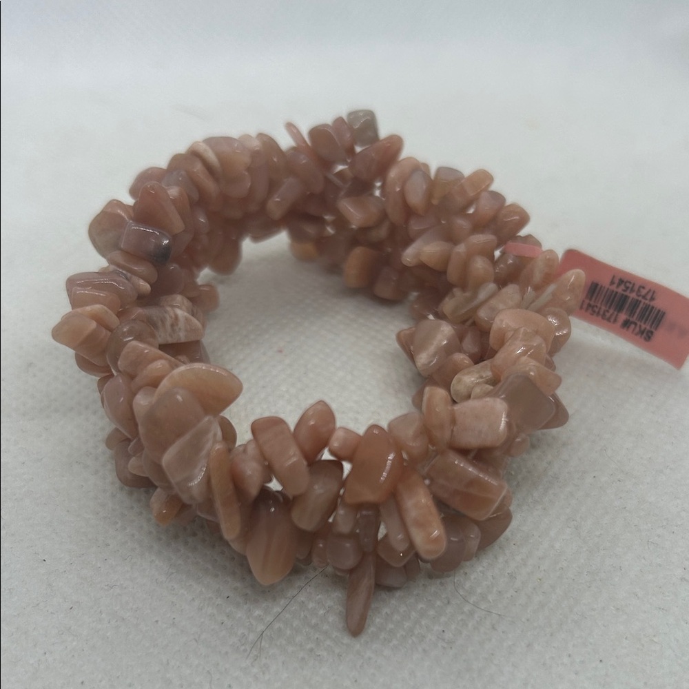 NWT Peachy Brown Stone Stretchy Bracelet